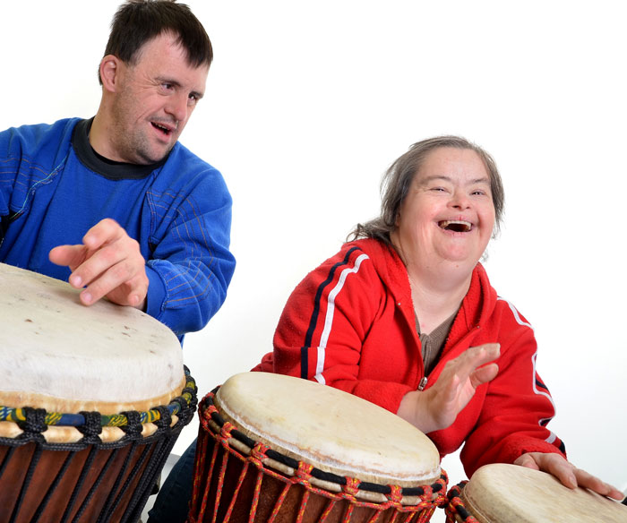 Optimized-adults-with-special-needs-drumming